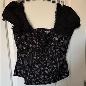Hot Topic Black Lace-Up Top with White Patterns